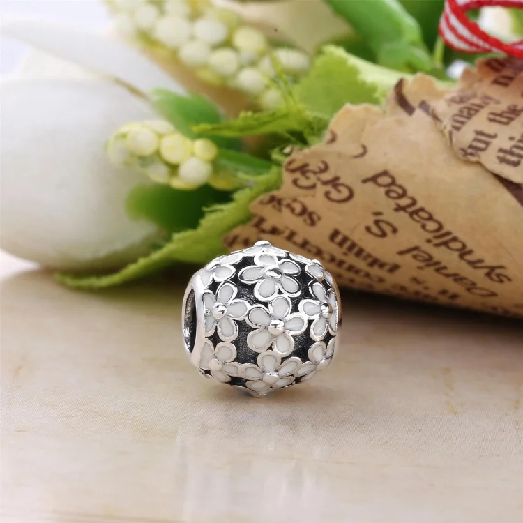 PANDORA Obesek za travnik marjetica - 791494EN12B