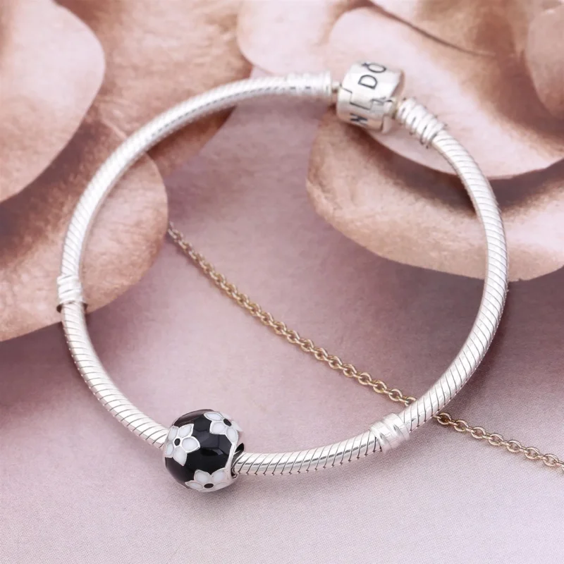 (slika za) PANDORA črno-bel obesek z rožami - 791398ENMX - Ogled 2