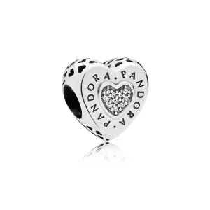 (slika za) PANDORA Signature Heart Charm, Clear CZ - 797375CZ