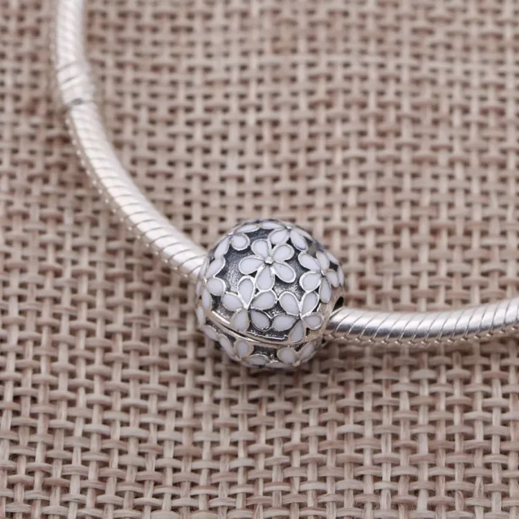 PANDORA sponka za travnik Darling Daisy - 791494EN12