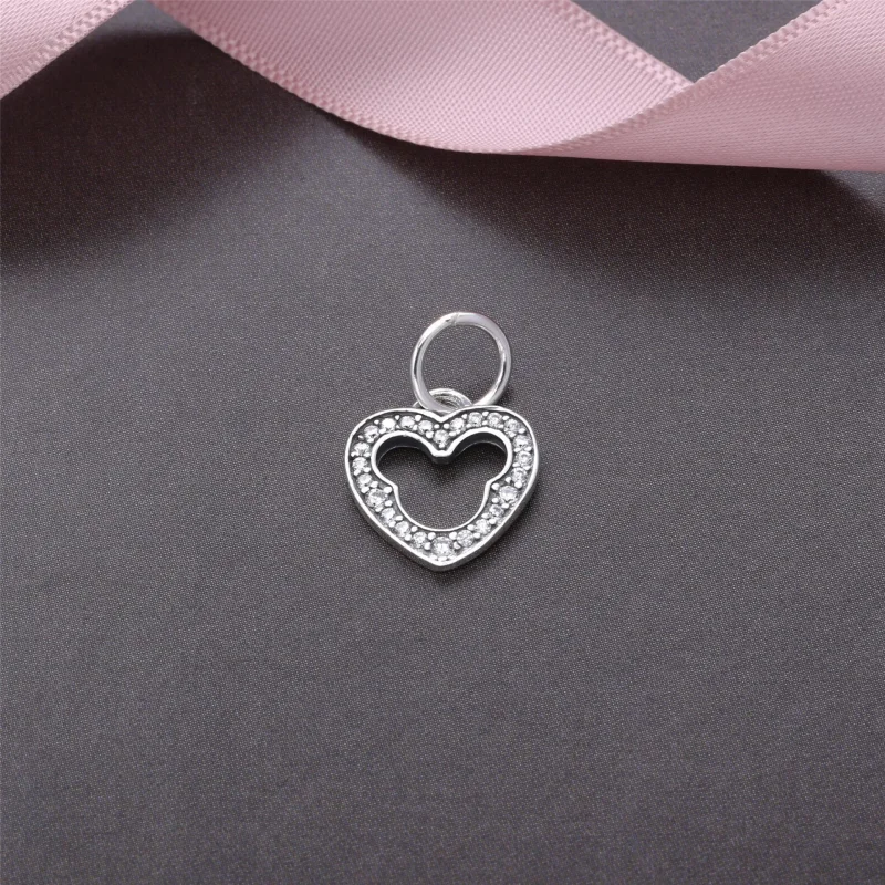 (slika za) Viseči obesek s silhueto Disneyja - PANDORA - Ogled 2