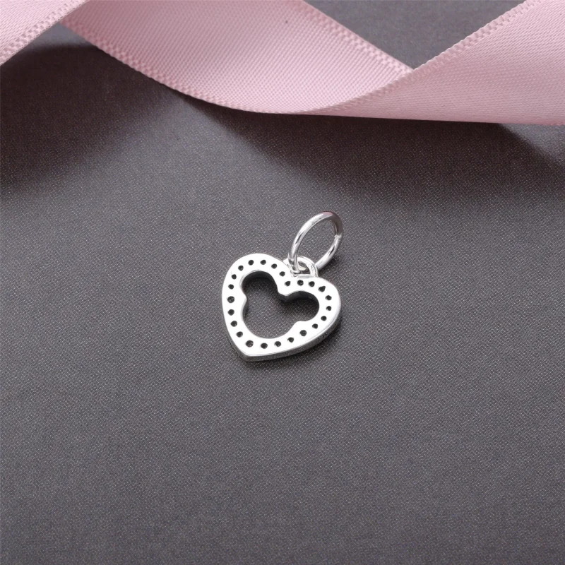 (slika za) Viseči obesek s silhueto Disneyja - PANDORA - Ogled 3