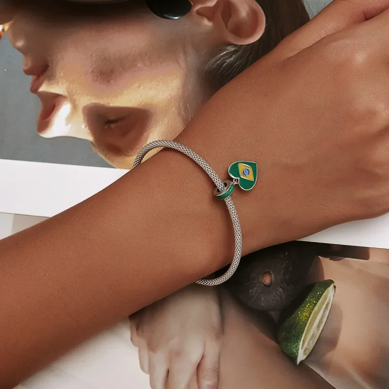 (slika za) Brazilska zastava v slogu Pandora z visečim srčkom ljubezni - SCC2084 - Ogled 5