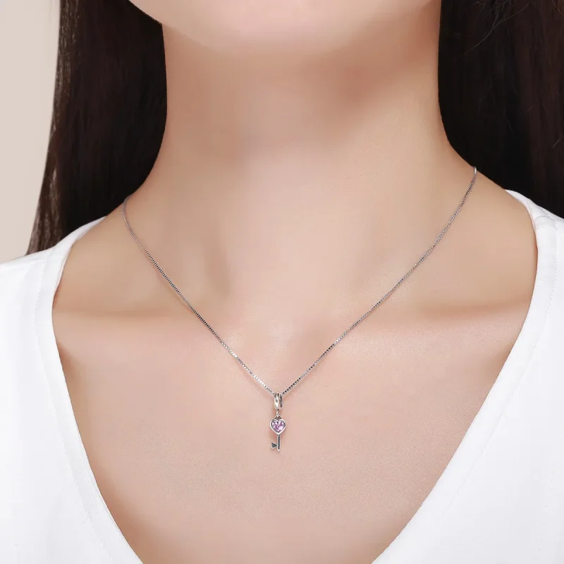 (slika za) Srebrni viseči srčasti ključ Pandora Style - SCC638 - Ogled 9