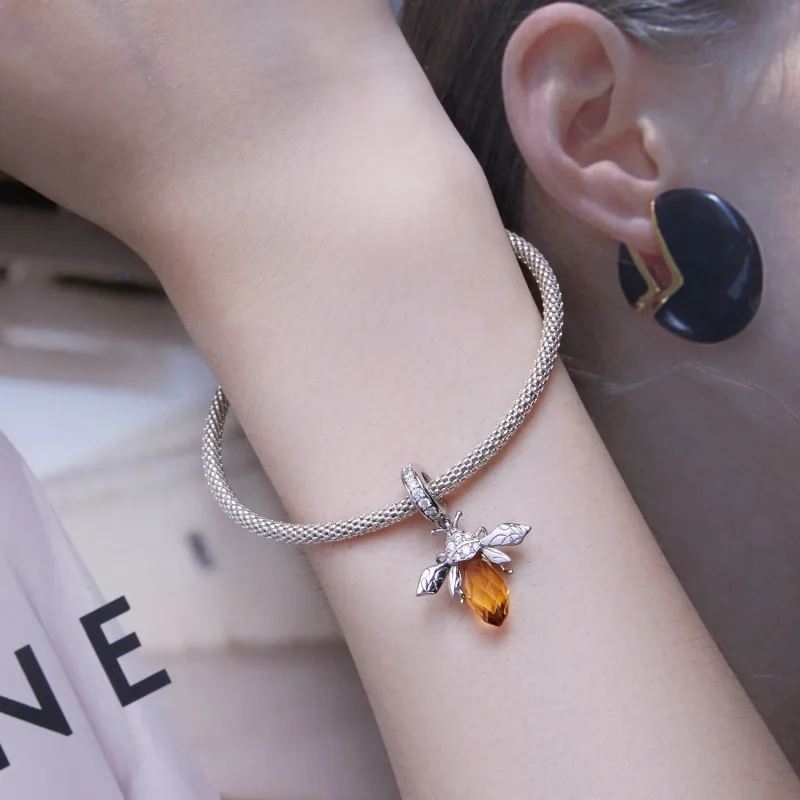 (slika za) Viseča čebela iz muranskega stekla Pandora Style - BSC710 - Ogled 5