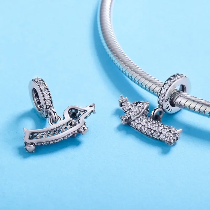 (slika za) Viseči pas s klobasami za pasje jazbečarje v slogu Pandora - SCC709 - Ogled 3