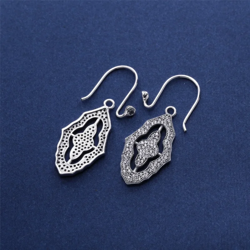 (slika za) PANDORA Bleščeči čipkasti uhani, prozorna CZ - 290563CZ - Ogled 3