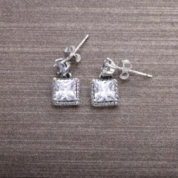 Pandora Brezčasni Elegance Drop Uhani 803-3033 - 290593CZ