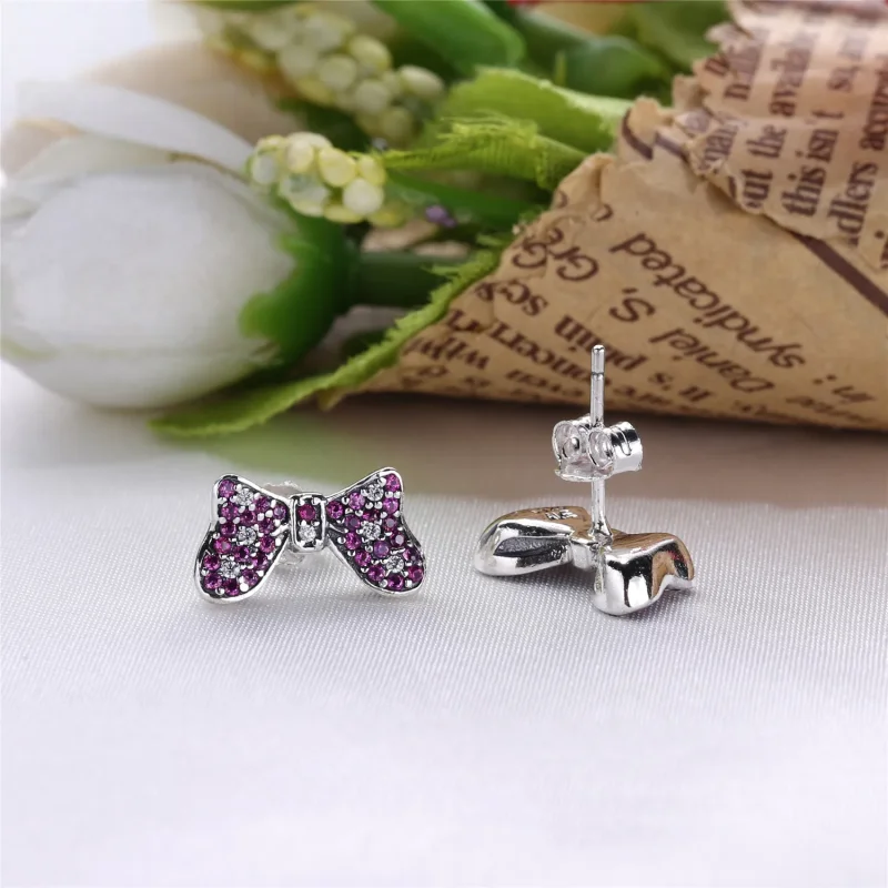 (slika za) PANDORA Disney, Minnie's Sparkling Bow Stud Earrings, Red Clear CZ - 290578CZR - Ogled 2