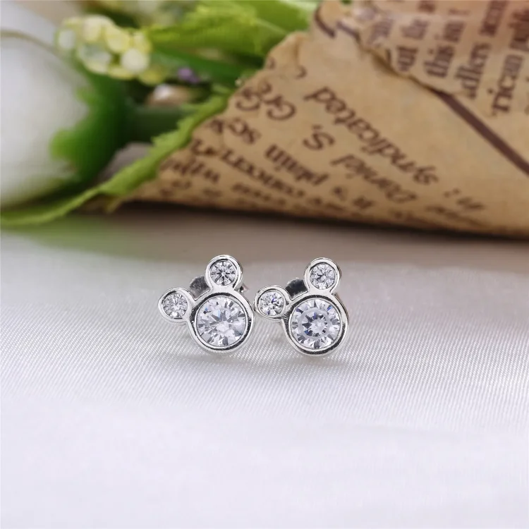 PANDORA Disney Srebrni uhani Mickey - 290577CZ