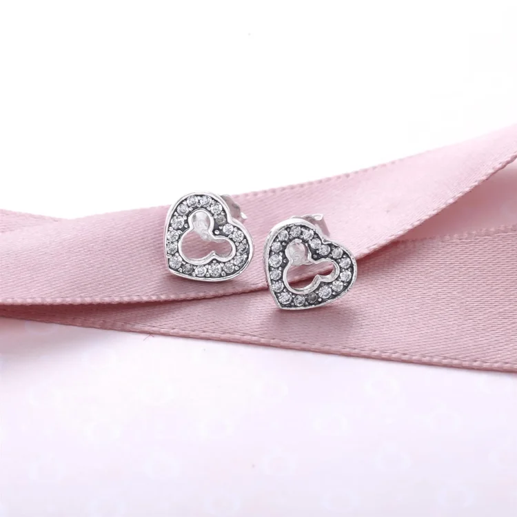 PANDORA Disney, uhani s silhueto Mickeyja - 290579CZ