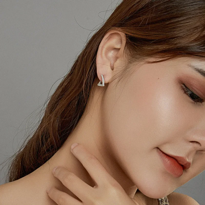 (slika za) Srebrni geometrijski obročasti uhani v slogu Pandora - SCE975 - Ogled 5