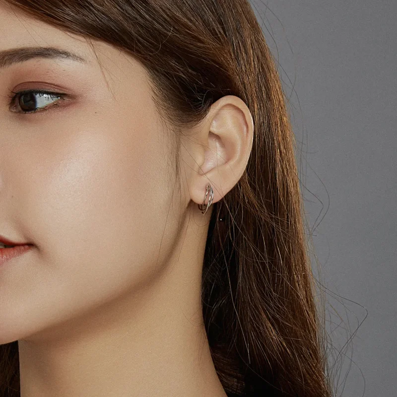 (slika za) Srebrni obročasti uhani s prepletenimi črtami v stilu Pandora - BSE443 - Ogled 7