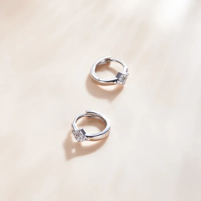 (slika za) Srebrni sijoči diamantni obročasti uhani v slogu Pandora - SCE1048 - Ogled 4