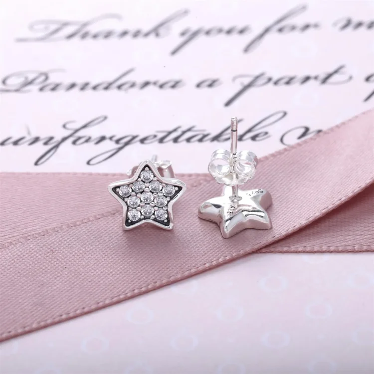 Srebrni uhani PANDORA Pavé Star Stud - 290546CZ
