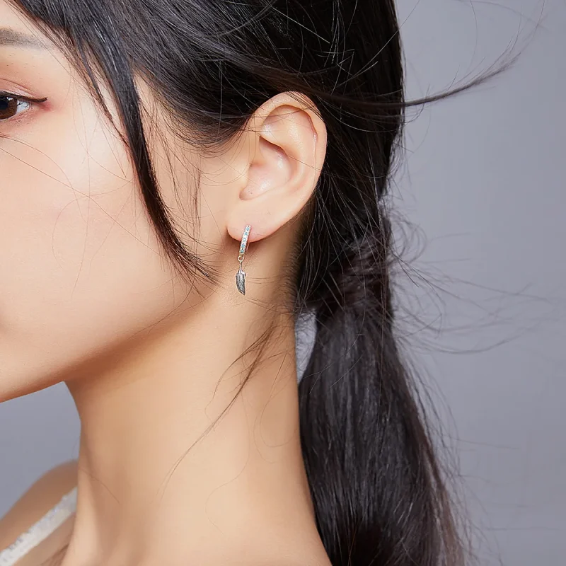 (slika za) Srebrni viseči uhani s perjem v stilu Pandora - SCE898 - Ogled 8