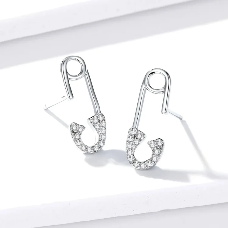 Varnostne igle Pandora Style Silver Love Stud Uhani - BSE284