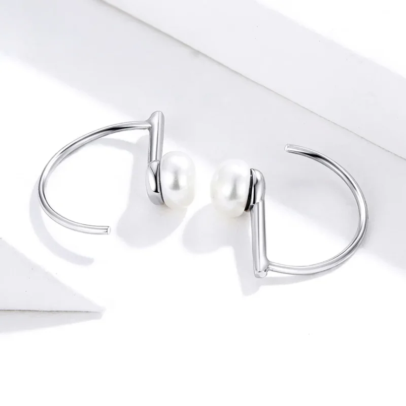 (slika za) Viseči uhani s srebrnimi biseri v stilu Pandora - SCE604-A - Ogled 3