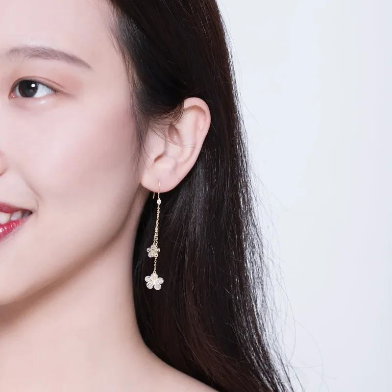 (slika za) Svetli viseči uhani v obliki rožic Pandora - BSE197 - Ogled 5