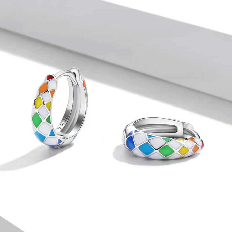 (slika za) Obročasti uhani v slogu Pandora Rainbow Checkerboard - SCE1351 - Ogled 4