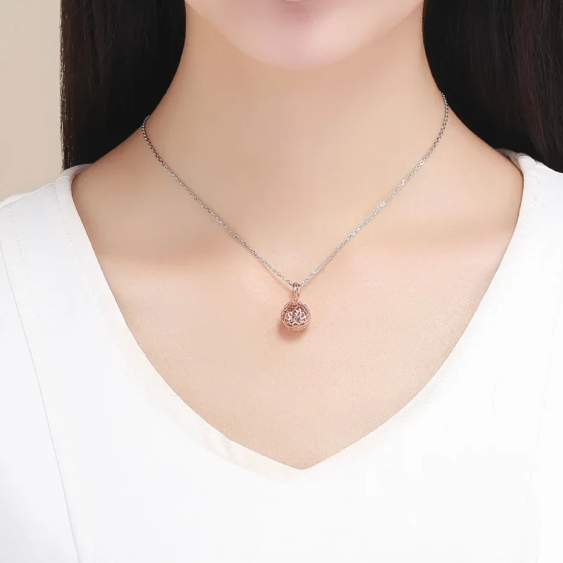 (slika za) Obesek gibljive deteljice iz rožnatega zlata v stilu Pandora - SCC1127 - Ogled 2