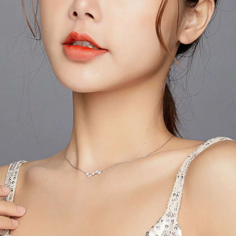 (slika za) Srebrna ogrlica z obeskom z utripajočimi zvezdami v stilu Pandora - SCN419 - Ogled 6