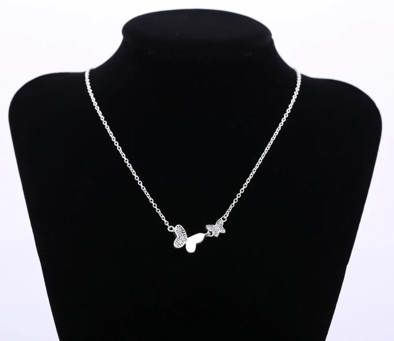 (slika za) PANDORA srebrna ogrlica z obeskom metulj s prozornim kubičnim cirkonijem - 59052 - Ogled 2