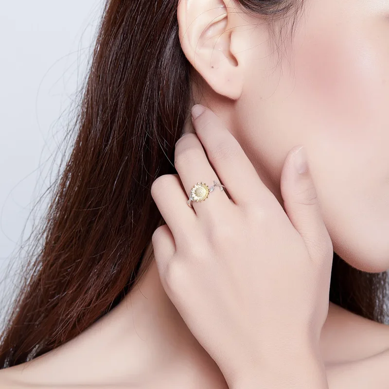 (slika za) Dvobarvni dvobarvni odprt prstan z zlatimi sončnicami v slogu Pandora - SCR596 - Ogled 6