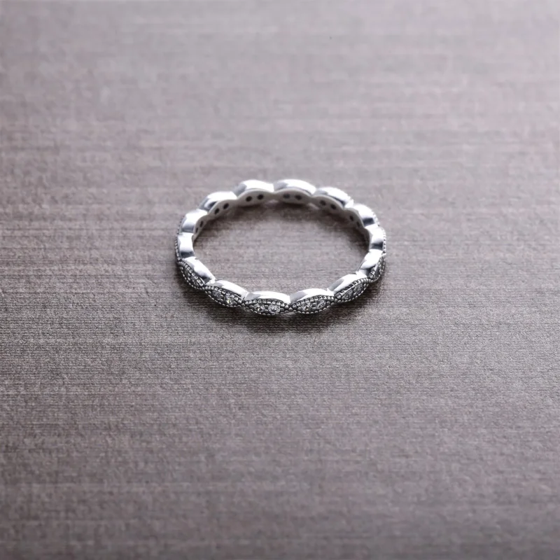 (slika za) PANDORA prstan z lesketajočim se listjem - 190923CZ - Ogled 3