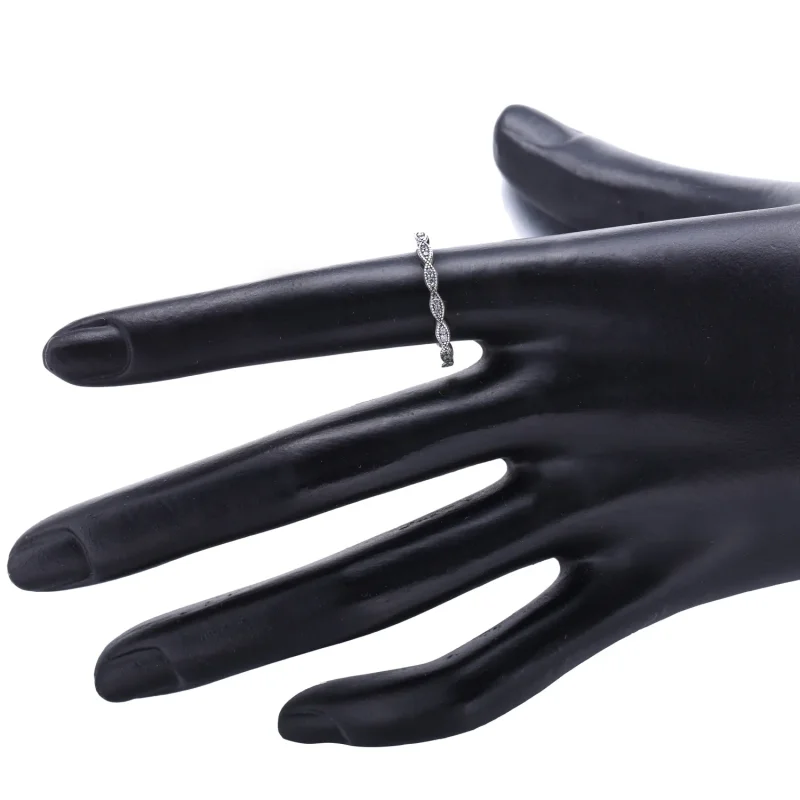 (slika za) PANDORA prstan z lesketajočim se listjem - 190923CZ - Ogled 4