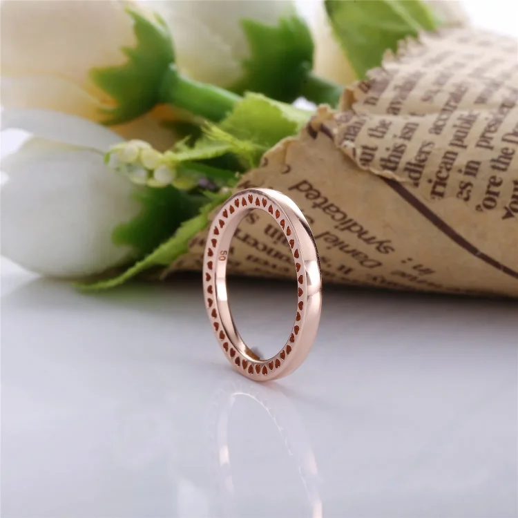 Prstan PANDORA Rose™ Classic Hearts of PANDORA - 186237