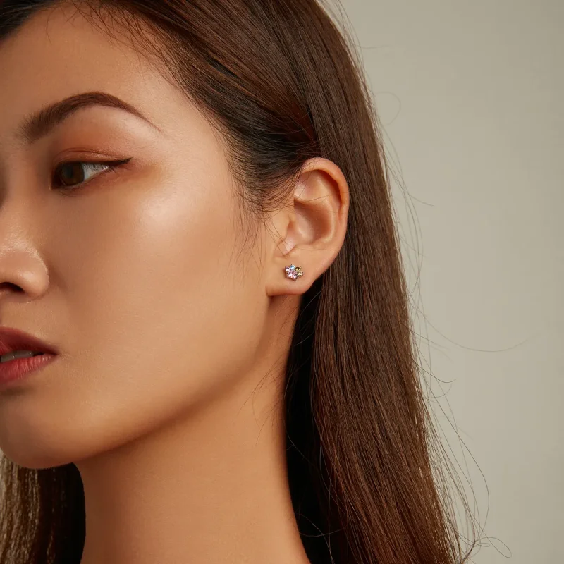 (slika za) Pisani uhani iz cirkonija s prisrčnimi kremplji v slogu Pandora - SCE1334 - Ogled 7