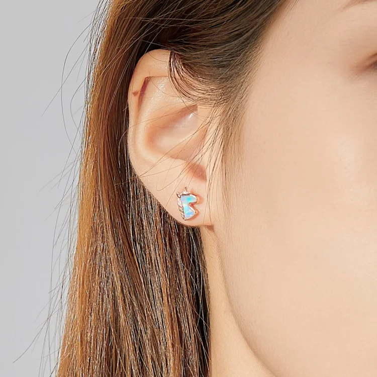 Uhani s samorogom v slogu Pandora Ocean Blue Opal - SCE815-C