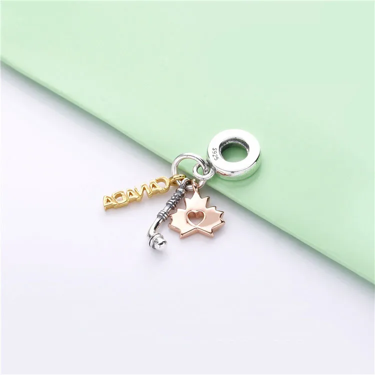 Kanadski viseči obesek, Pandora Rose™ - 798028